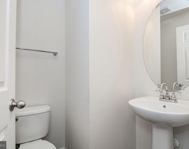 3401 Eagle Ridge Drive - Photo Thumbnail 6