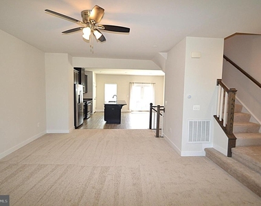 11328 Willow Green Circle - Photo Thumbnail 24