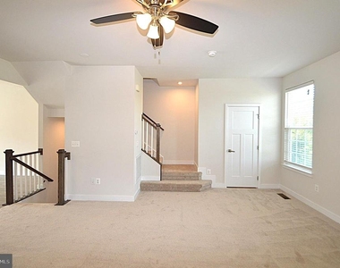 11328 Willow Green Circle - Photo Thumbnail 22