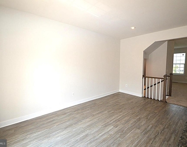 11328 Willow Green Circle - Photo Thumbnail 16