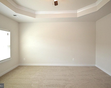 11328 Willow Green Circle - Photo Thumbnail 35