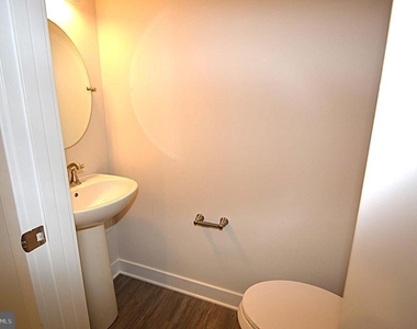 11328 Willow Green Circle - Photo Thumbnail 9