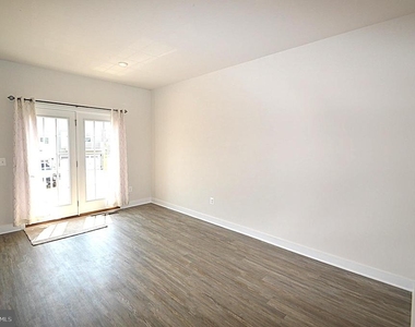 11328 Willow Green Circle - Photo Thumbnail 15