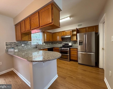 12888 Hunterbrook Drive - Photo Thumbnail 8