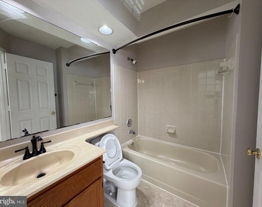 12888 Hunterbrook Drive - Photo Thumbnail 17
