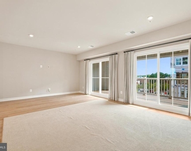 8046 Williamson Boulevard Ne - Photo Thumbnail 13