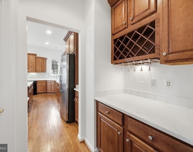 21817 Wingfoot Court - Photo Thumbnail 12