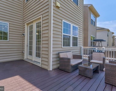 24837 Mason Dale Terrace - Photo Thumbnail 17
