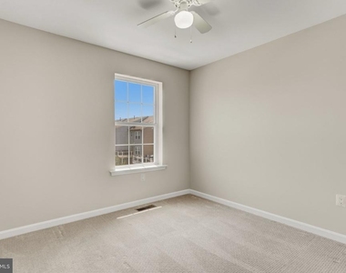24837 Mason Dale Terrace - Photo Thumbnail 32