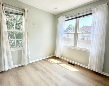 13767 Marsden Court - Photo Thumbnail 10