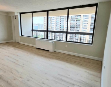 3705 S George Mason Drive - Photo Thumbnail 14