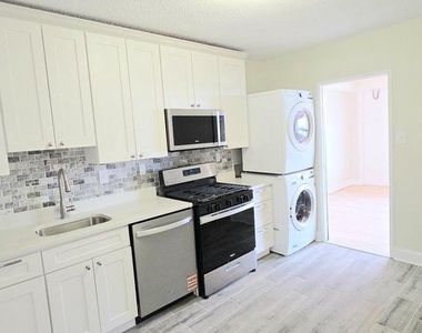 3705 S George Mason Drive - Photo Thumbnail 18
