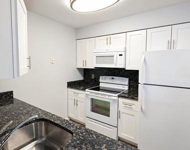 13537 Orchard Drive - Photo Thumbnail 11