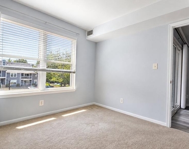 13537 Orchard Drive - Photo Thumbnail 7