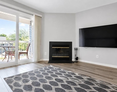 13537 Orchard Drive - Photo Thumbnail 8