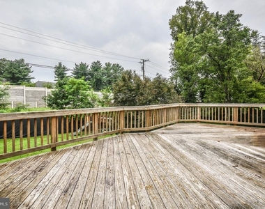 9627 Locust Hill Drive - Photo Thumbnail 9