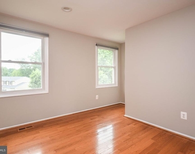 9627 Locust Hill Drive - Photo Thumbnail 36