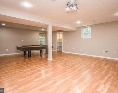 9627 Locust Hill Drive - Photo Thumbnail 47