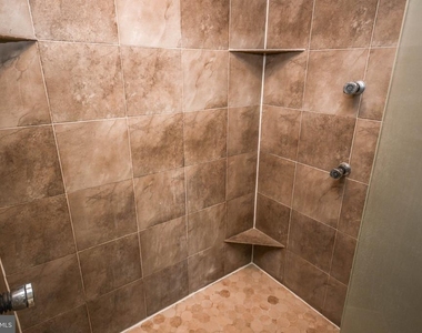 9627 Locust Hill Drive - Photo Thumbnail 33