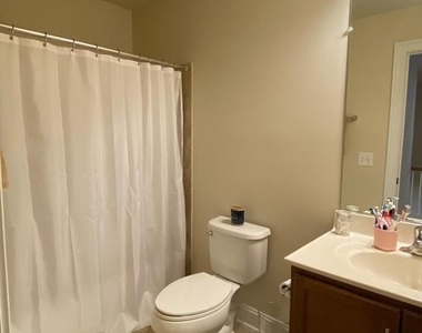 9532 Canonbury Square - Photo Thumbnail 34