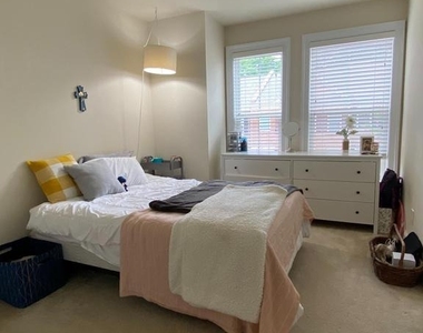 9532 Canonbury Square - Photo Thumbnail 36