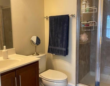 9532 Canonbury Square - Photo Thumbnail 3