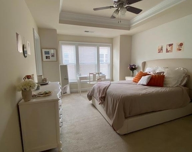 9532 Canonbury Square - Photo Thumbnail 23