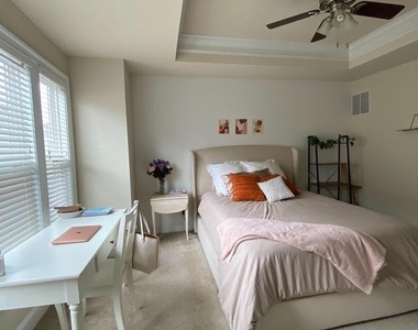 9532 Canonbury Square - Photo Thumbnail 26