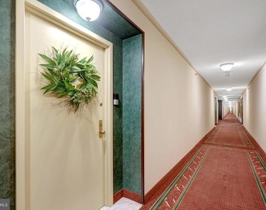 3709 S George Mason Drive - Photo Thumbnail 1