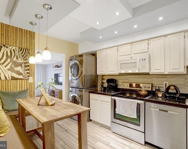 3709 S George Mason Drive - Photo Thumbnail 11
