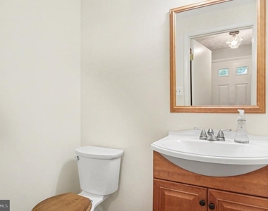 11510 Underoak Court - Photo Thumbnail 6