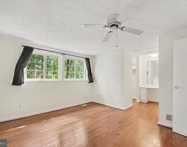 11510 Underoak Court - Photo Thumbnail 18