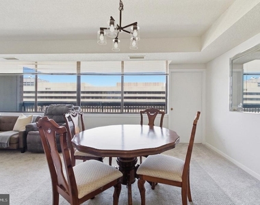 3709 South George Mason Drive - Photo Thumbnail 11