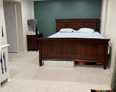 5861 Kara Place - Photo Thumbnail 8