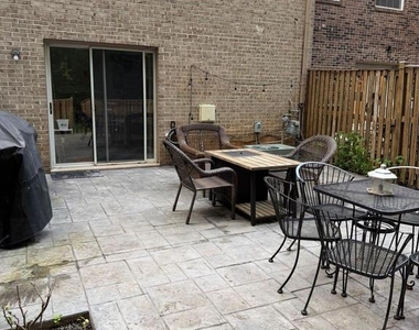 5861 Kara Place - Photo Thumbnail 6