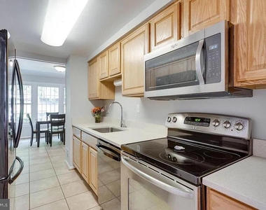5861 Kara Place - Photo Thumbnail 11