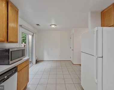 14844 Edman Circle - Photo Thumbnail 16