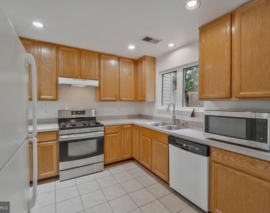 14844 Edman Circle - Photo Thumbnail 14