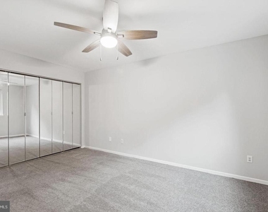 1635 Parkcrest Circle - Photo Thumbnail 12