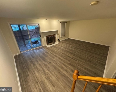 9685 Woodhenge Court - Photo Thumbnail 25
