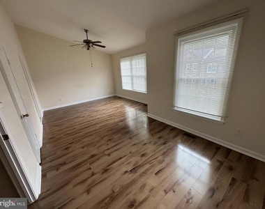 9685 Woodhenge Court - Photo Thumbnail 13