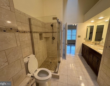 9685 Woodhenge Court - Photo Thumbnail 17