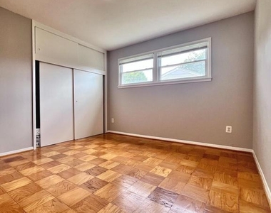 5350 Ravensworth Road - Photo Thumbnail 29