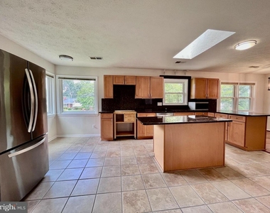 5350 Ravensworth Road - Photo Thumbnail 45