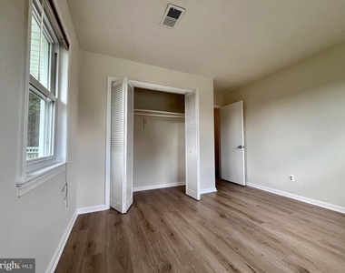 5350 Ravensworth Road - Photo Thumbnail 58