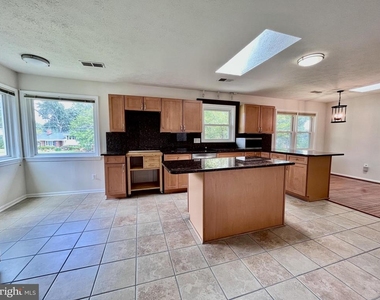 5350 Ravensworth Road - Photo Thumbnail 44