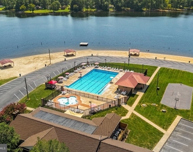 686 Lake Caroline Drive - Photo Thumbnail 43