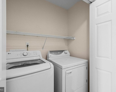 686 Lake Caroline Drive - Photo Thumbnail 17