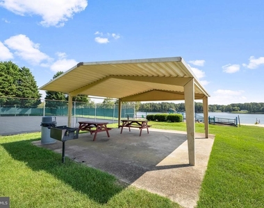 686 Lake Caroline Drive - Photo Thumbnail 38