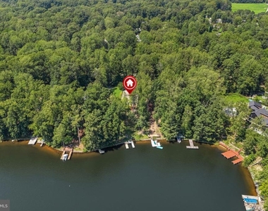 686 Lake Caroline Drive - Photo Thumbnail 34
